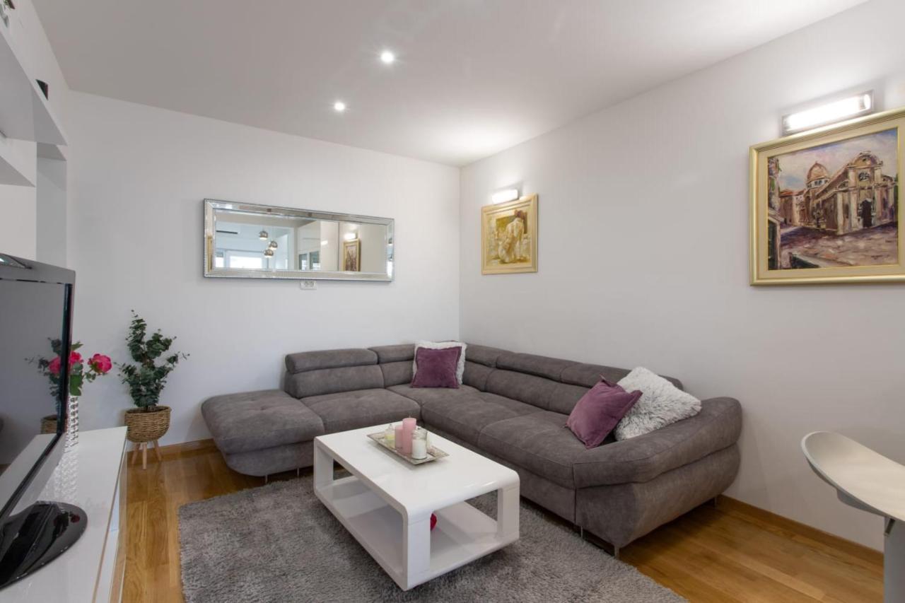 Lux Apartment Ema Kaštela المظهر الخارجي الصورة